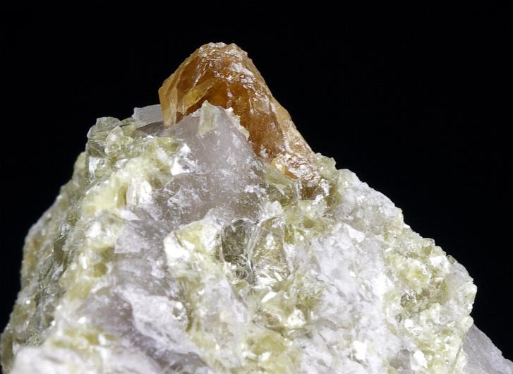 SCHEELITA cristal 1 cm - Boal