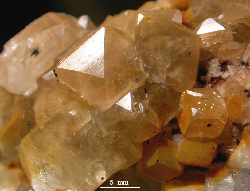 SMITHSONITA cristalizada  de la cantera Berta de Papiol