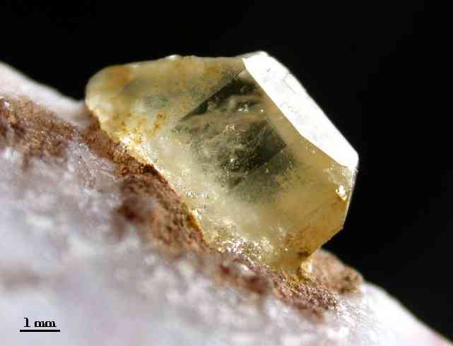 Cristal de CELESTINA amarilla de Azaila