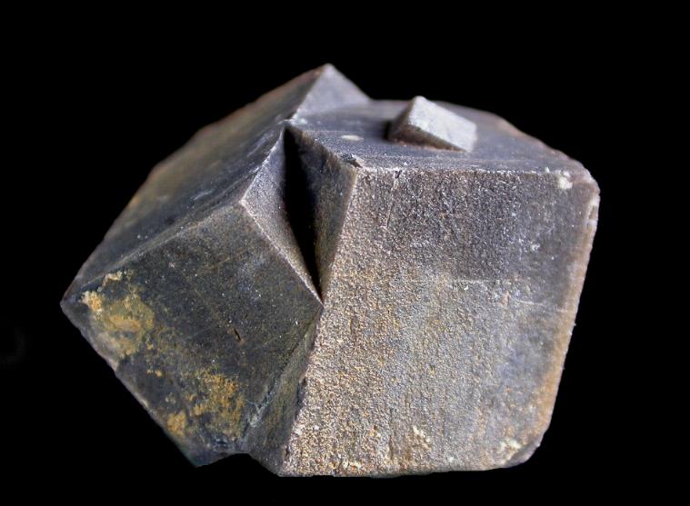 DOLOMITA ferrifera de Gestalar, cristales de 3 cm.