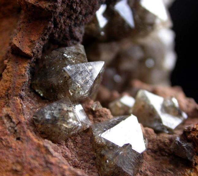 ADAMITA de Mapimi, cristales de hasta 1 cm.
