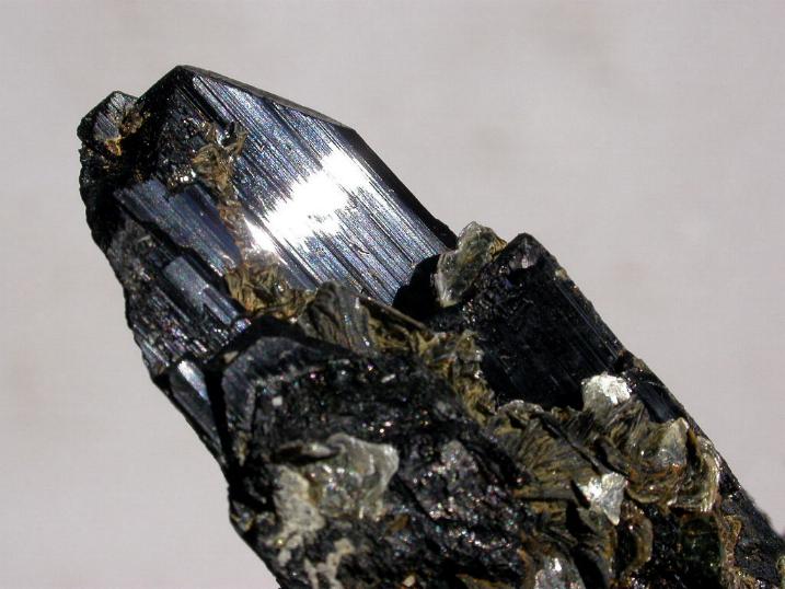 FERBERITA de Panasqueira, cristal de 6 cm.